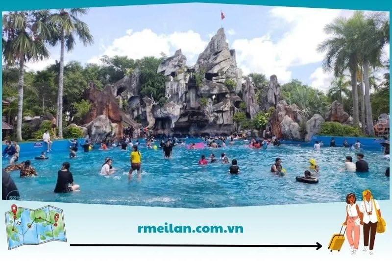 Công viên nước Long Điền Sơn