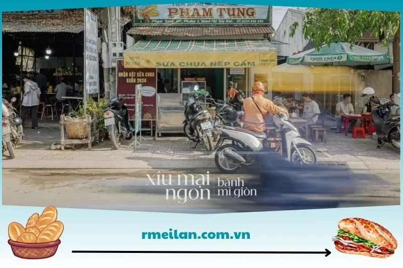 Bánh mì xíu mại Phạm Tung